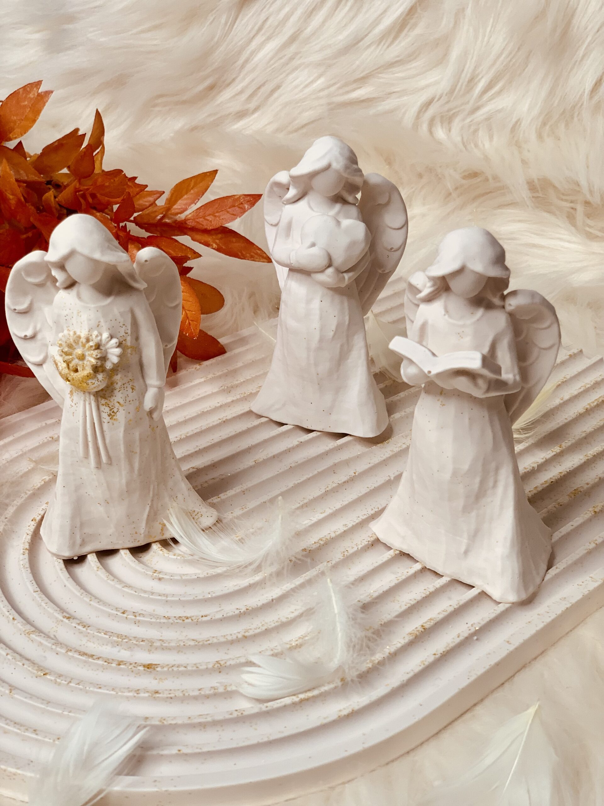 Figurka Angel Book - obrazek 2